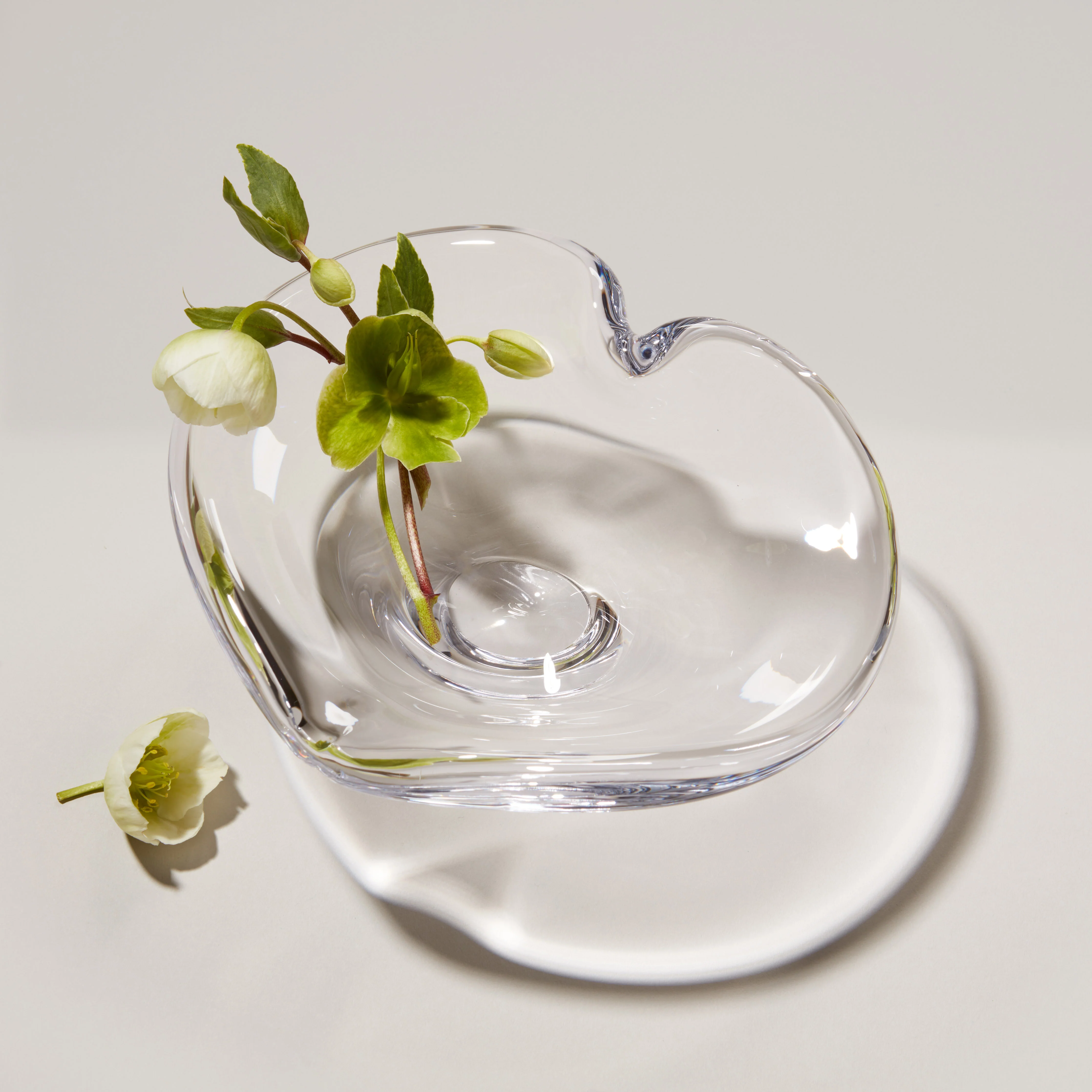 Romance Heart Dish - Image 2
