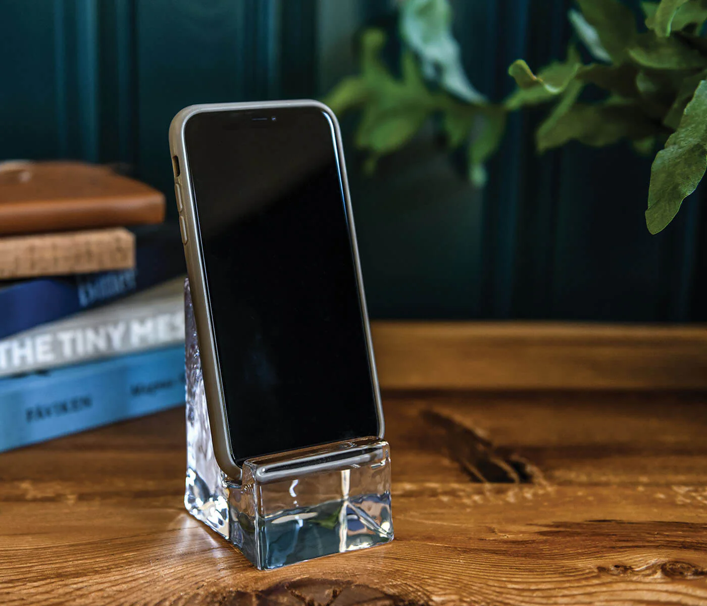 Woodbury Phone Holder - Image 2